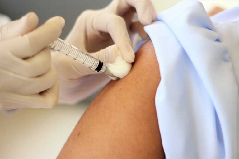 Flu Vaccine in Aspley: Why It’s Essential for Your Health This Season